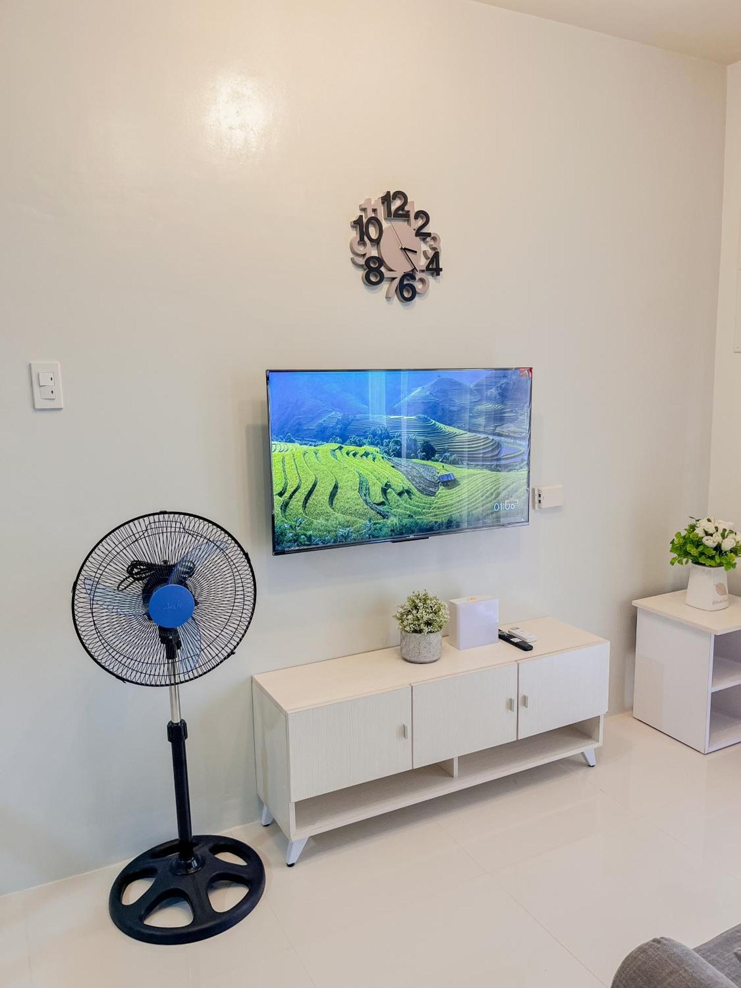 2 Bedroom And Studio Apartments With Private Pool And Gym In Vista Manors Verdant Puerto Princesa Exterior foto
