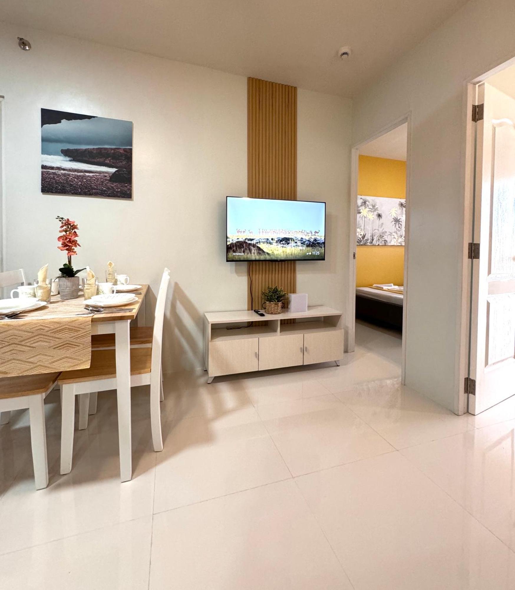 2 Bedroom And Studio Apartments With Private Pool And Gym In Vista Manors Verdant Puerto Princesa Exterior foto